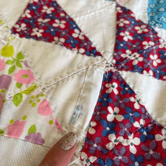 Vintage Hand Stitched Scrap Quilt 74x75 Feedsack Era Folk Art Patchwork Cottagec - Picture 9 of 13
